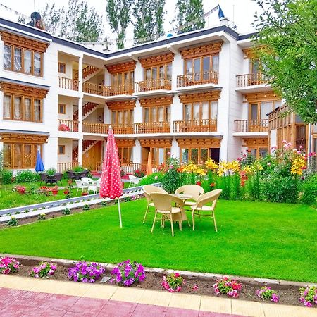 Kidar Hotell Leh Exteriör bild