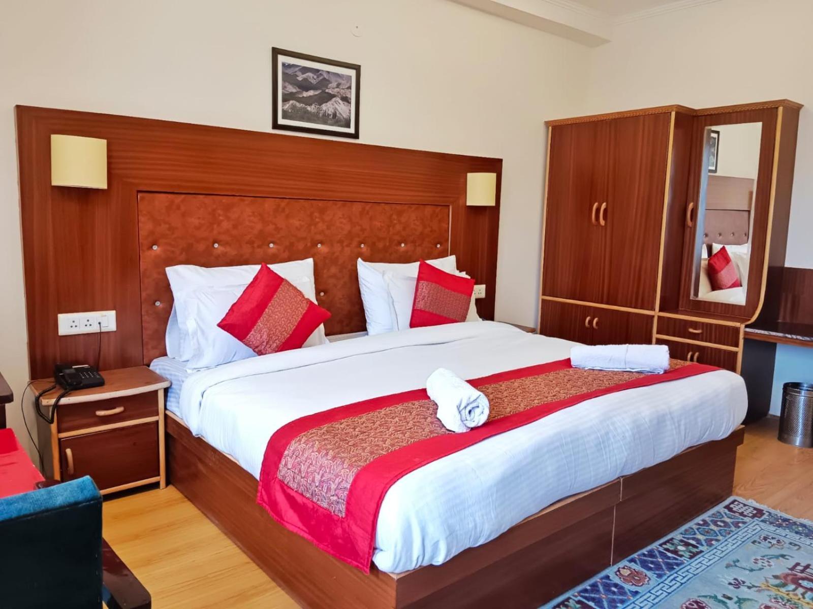 Kidar Hotell Leh Exteriör bild