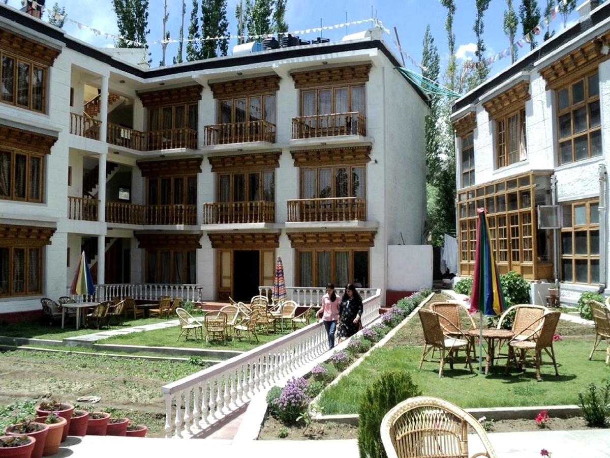 Kidar Hotell Leh Exteriör bild