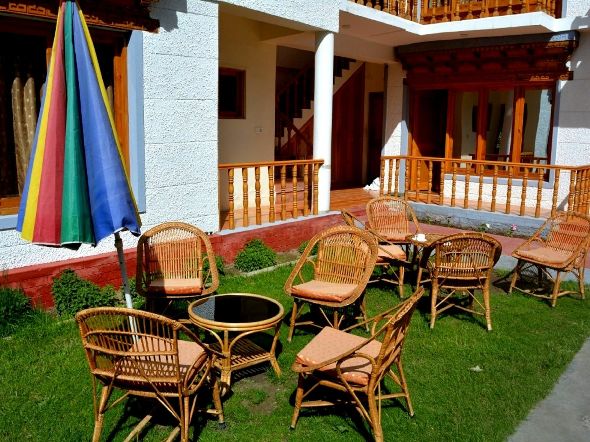 Kidar Hotell Leh Exteriör bild